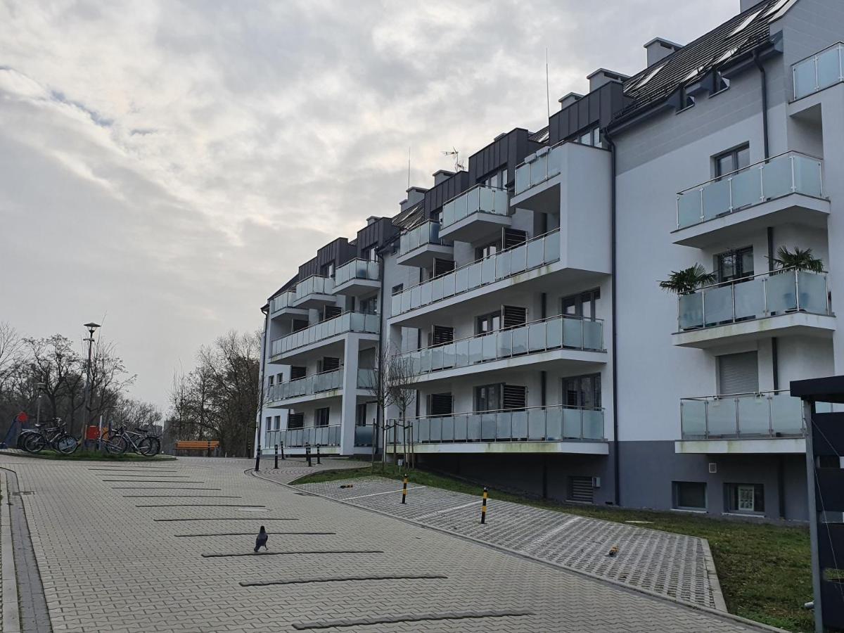 Апартаменты Apartament Pastelowy Свиноуйсьце Экстерьер фото